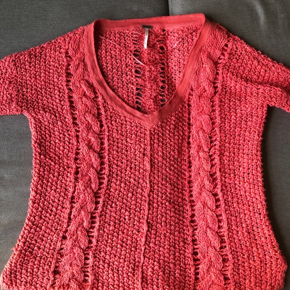 FREE PEOPLE - Pink chunky sweater - Size small - Picture 2 of 3